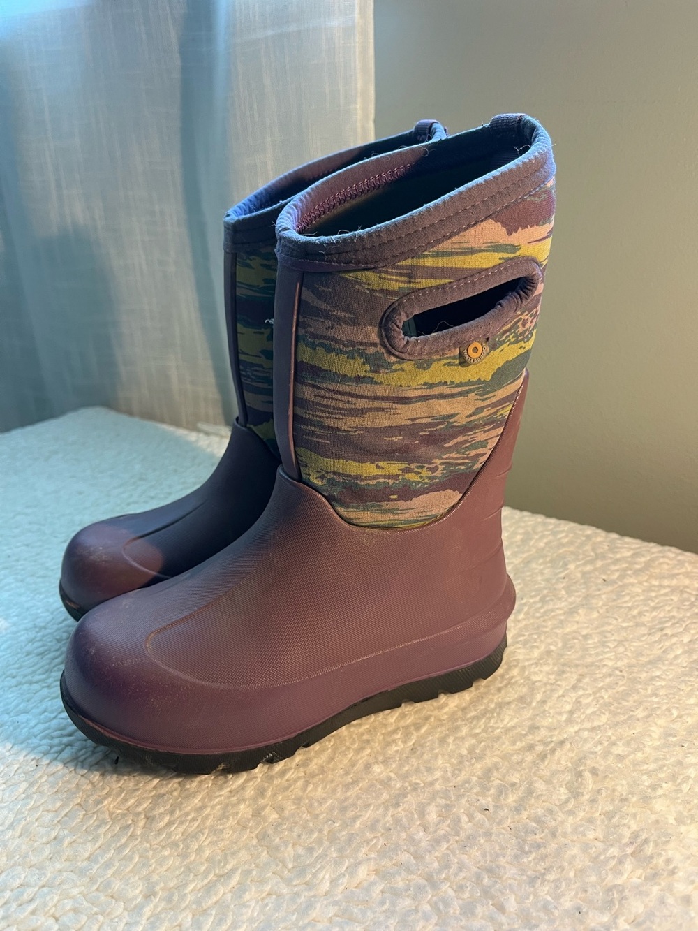 BOGS Kids Purple Camo Pull-On Rain/Snow Boots- size 13